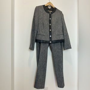 💥 Michael Kors POWER pantsuit wool blend suiting fabric beauty. Leather trim 💥